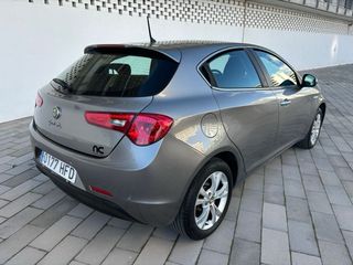 Alfa Romeo Giulietta 2011