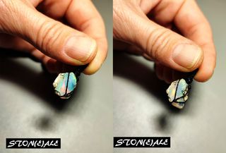 piccolo ciondolo in macramè e pietre dure