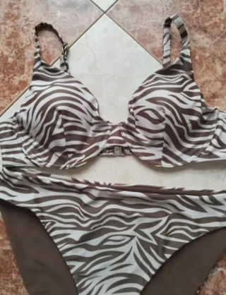 Bikini leopardo