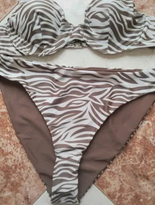 Bikini leopardo
