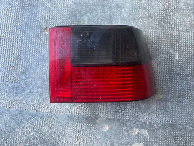 Piloto trasero derecho SEAT Ibiza