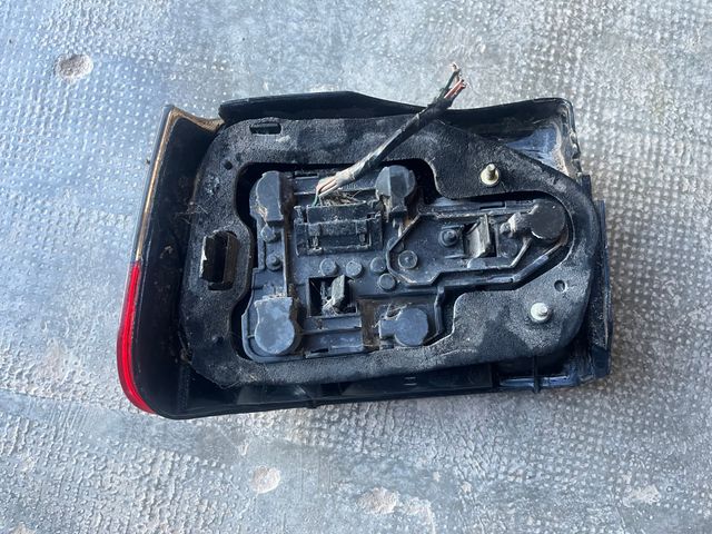 Piloto trasero derecho SEAT Ibiza