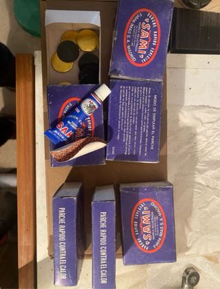 Caja de parches Sami para pinchazos