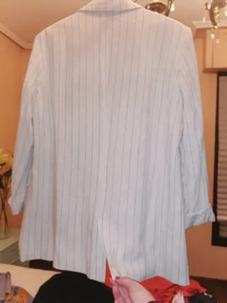 URGE !!Blazer Raya Diplomática Beige Talla S