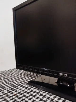 Televisor LED Philips Full HD 22 pulgadas TV