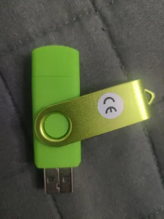 Chiavetta USB 2-in-1 Verde (USB-A + USB-C)
