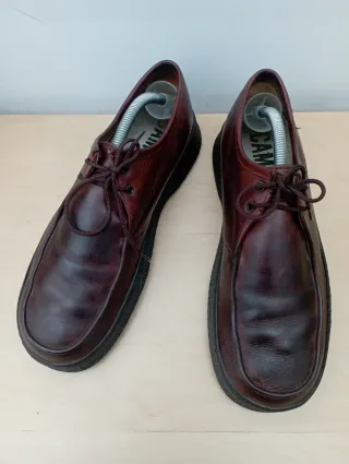 Zapatos Camper n° 42. Buen estado.