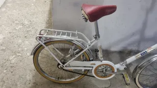 Bicicleta BH plegable blanca