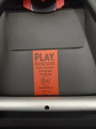 Silla coche niñ@ 15-36 kg. Marca PLAY. Adaptable.