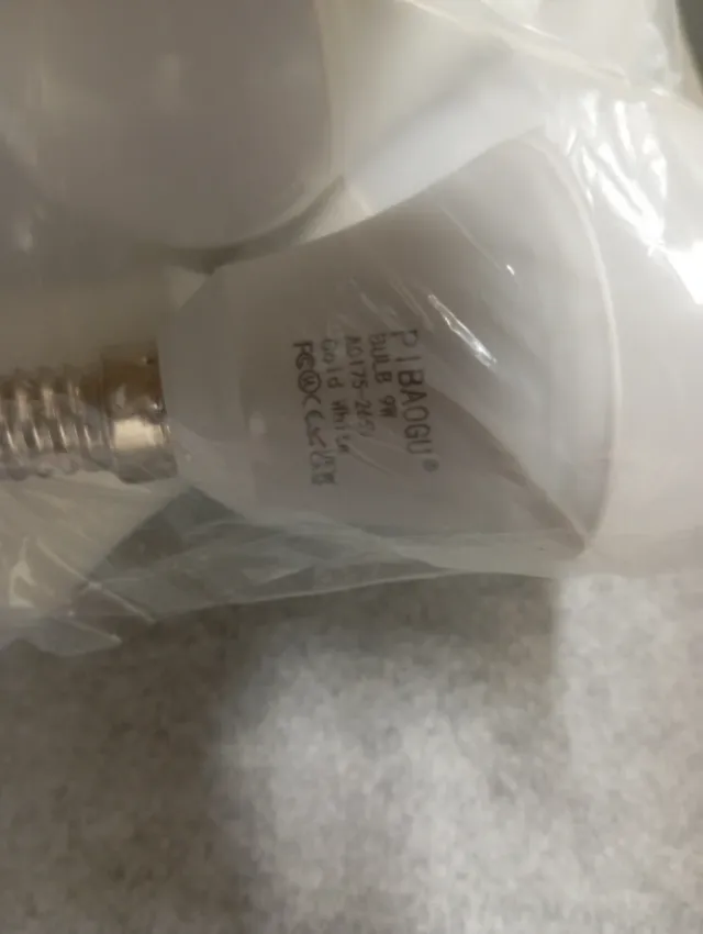 Pack 10 Bombillas LED E14 9W