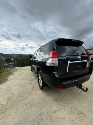 Toyota Land Cruiser 2010