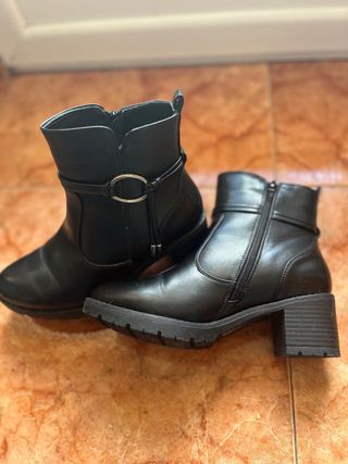Botines negros