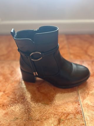 Botines negros