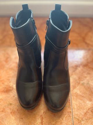 Botines negros
