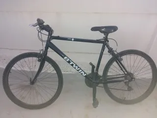 Bicicleta BTWIN Negra