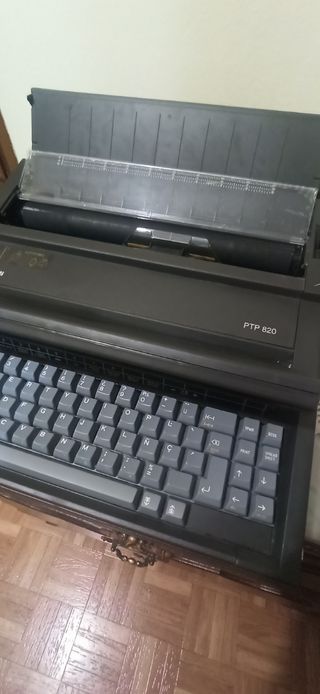 Olivetti PTP 820 Buen estado