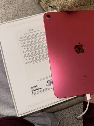 iPad 10ª Gen 64GB Coral