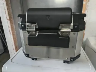 Baúl moto Triumph // Trekker