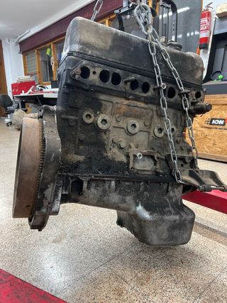 Motor Mercedes OM615 406D Se sacó funcionando