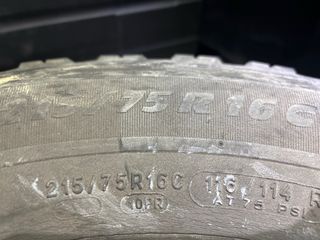 Neumáticos de tacos 215/75 R16C
