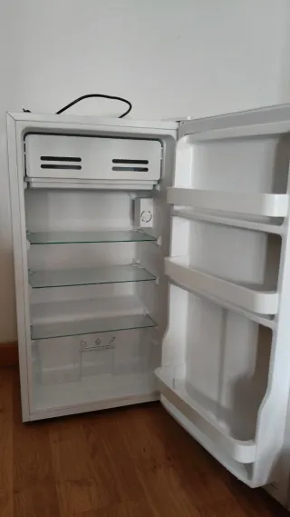 Nevera pequeña Artica