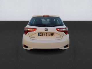 Toyota Yaris 1.5 Hybrid Active 74 kW (100 CV)