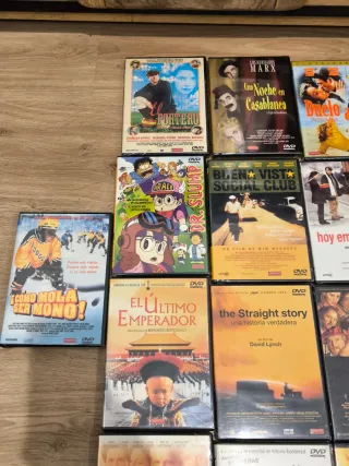 Lote 52 DVDs: 22 precintados + 30 como nuevos