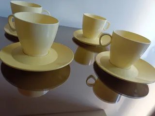 Set 4 Tazze e Piattini Tupperware Giallo