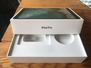 Caja para iPad Pro