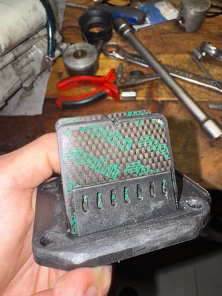 V Force 3 by Moto Tassinari CR85