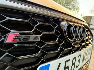 Audi A4 RS 4 Avant Competition plus TFSI quattro 331 kW (450 CV) tiptronic Techo panorámico