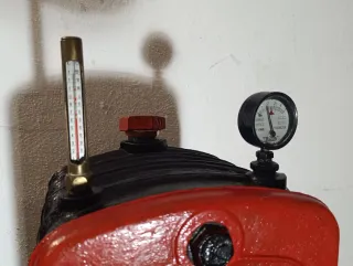 Caldera Antigua Roca Vintage Roja