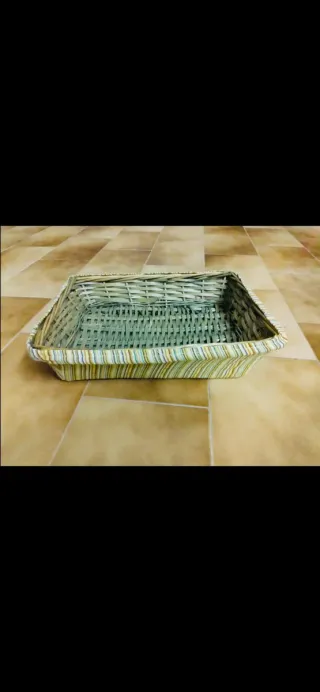Cesto nuovo in vimini e tessuto