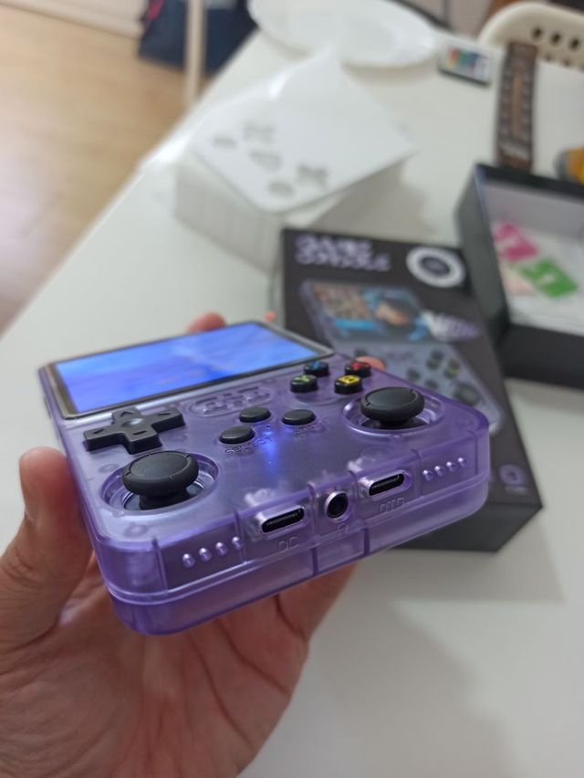 Consola Portatil estilo PSP / Game Boy, NUEVA!