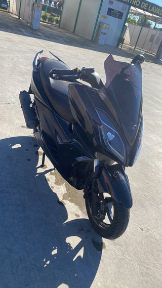 Kymco K-XCT 300