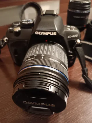 Cámara Olympus E-420 Digital Negra