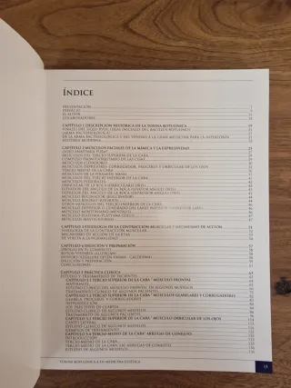 Toxina botulínica A en medicina estética con tr...