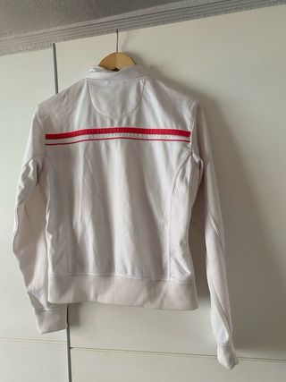 Chaqueta deportiva Nike Air blanca y roja