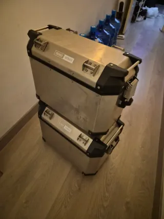 Baúles Laterales Moto Aluminio