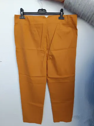 Pantalones de pinzas amarillo mostaza