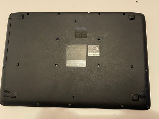 Carcasa Acer Extensa 2519-C45Z con lettore