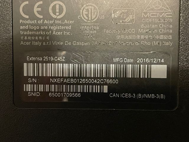 Carcasa Acer Extensa 2519-C45Z con lettore