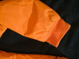 CHAQUETA DEPORTIVA Talla M