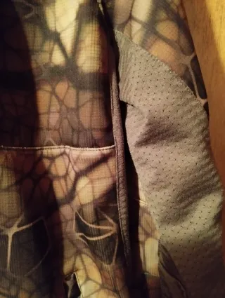 Chaqueta de caza camuflaje