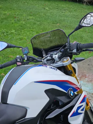 BMW G310R