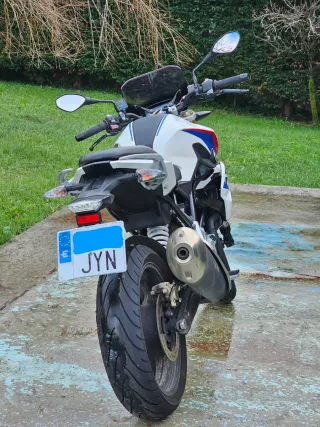 BMW G310R