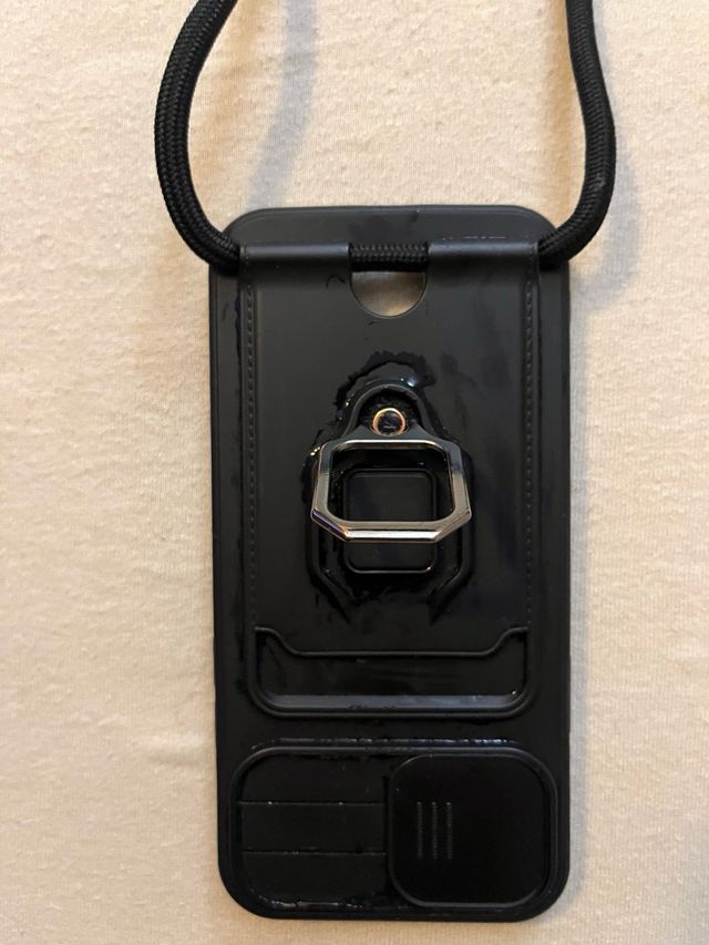 Custodia iPhone 12 nera, con protezione e cordino