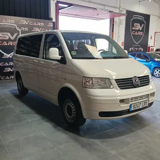 Volkswagen Transporter T5. 1.9 TDI 102Cv. 9 plazas