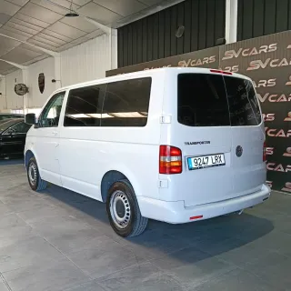 Volkswagen Transporter T5. 1.9 TDI 102Cv. 9 plazas