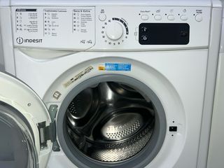 Lavadora Secadora Indesit 7kg/5kg